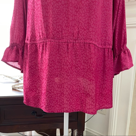 EVRI 1X Peplum Hem V-Neck Pink 3/4 Sleeve Blouse - Picture 5 of 15